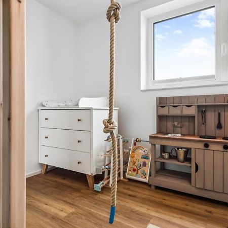 Lovely Home In Lembruch-Duemmer See With Sauna المظهر الخارجي الصورة