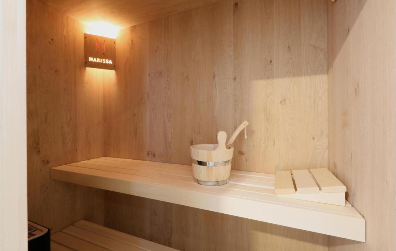 Lovely Home In Lembruch-Duemmer See With Sauna المظهر الخارجي الصورة